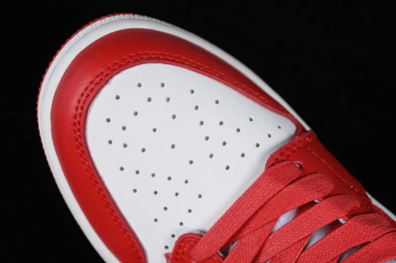 All categories Air Jordan Jordan series basketball shoes Air Jordan 1 Low Travis Scott x Air Jordan 1 Low OG AJ1 Joe 1 undercut low DM7890-103